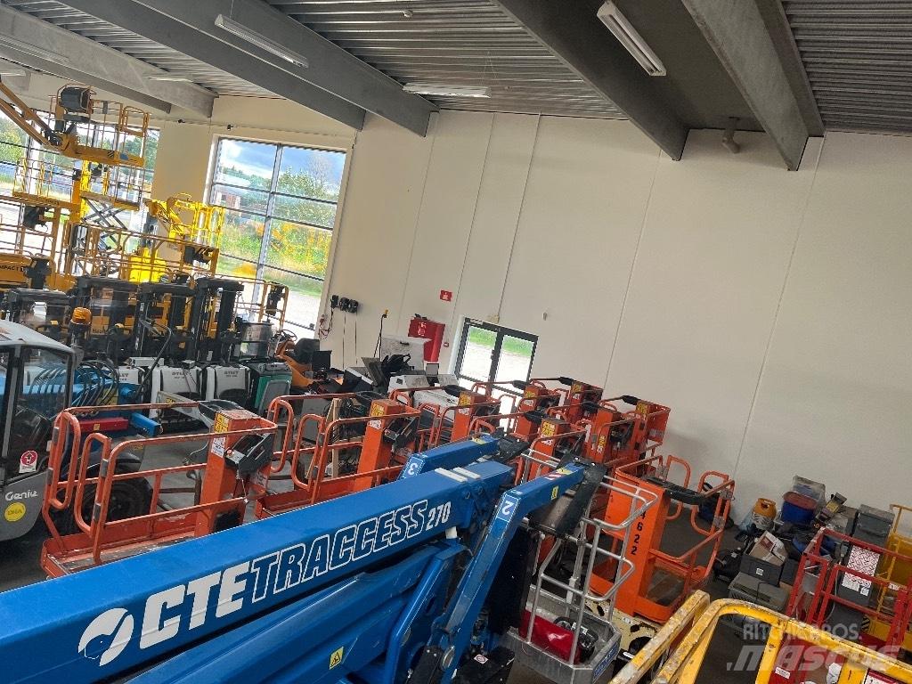 JLG 1230 ES Makasli platformlar
