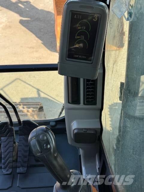 CAT 321 D CR Paletli ekskavatörler
