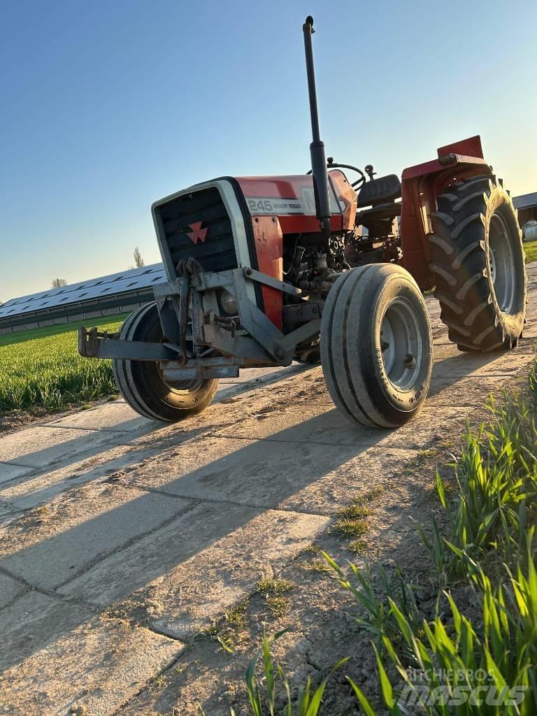 Massey Ferguson 240 Traktörler