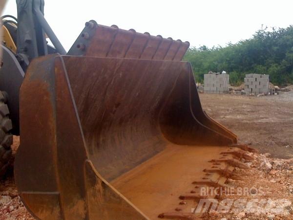 Volvo L180 Tekerlekli yükleyiciler