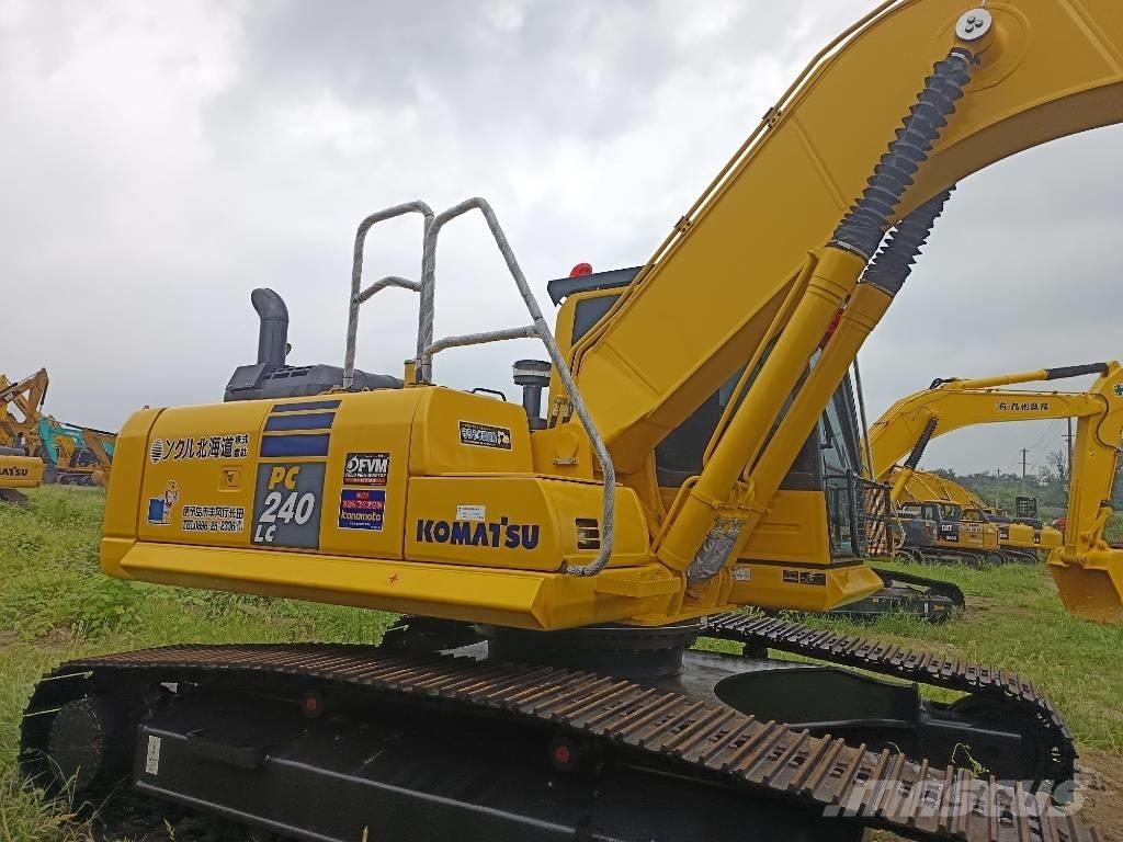 Komatsu PC 240 Paletli ekskavatörler