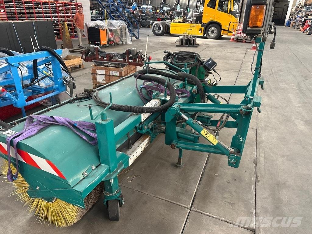 Burtec BB 235/80 S Süpürgeler