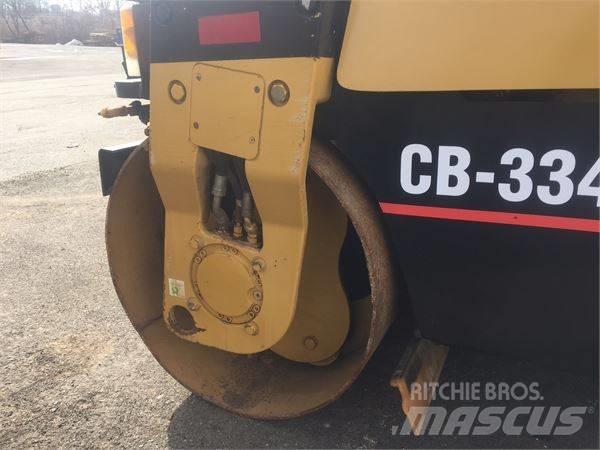 CAT CB 334 D Çift tamburlu silindirler