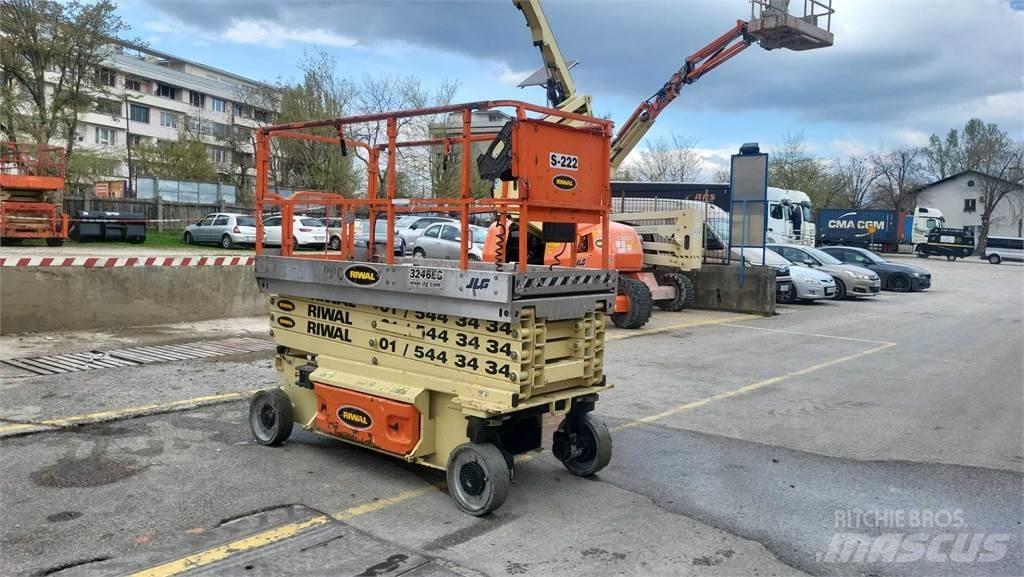 JLG 3246ES Makasli platformlar