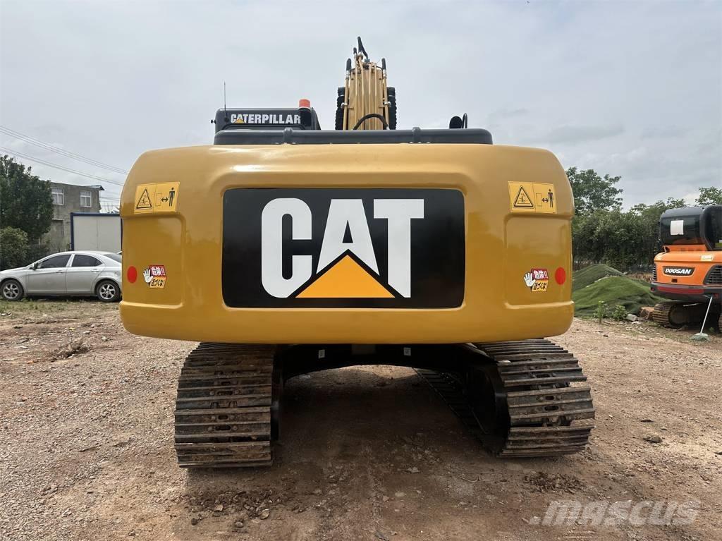 CAT 320D2L Paletli ekskavatörler