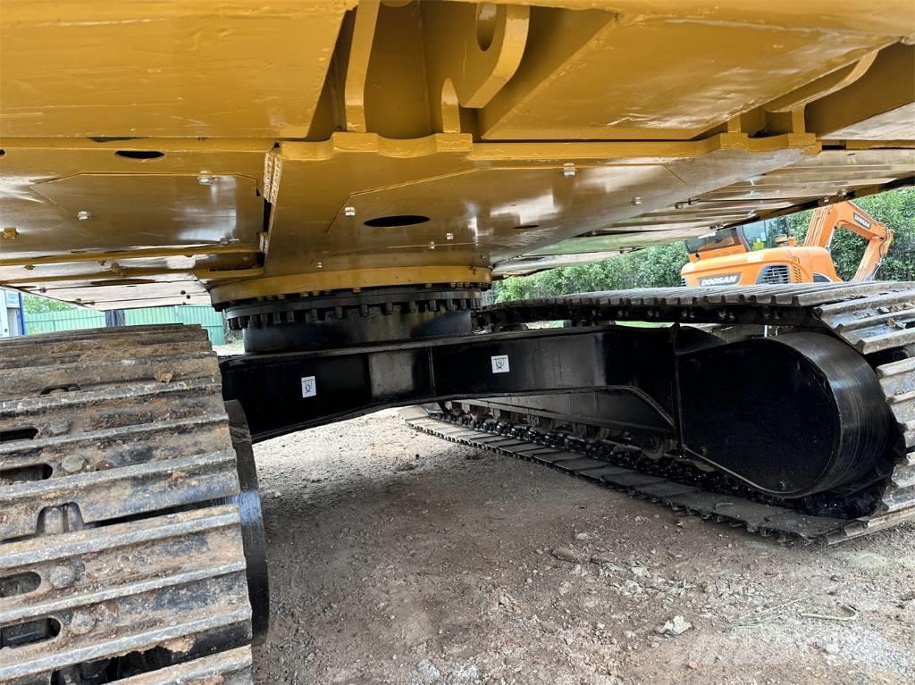 CAT 320D2L Paletli ekskavatörler