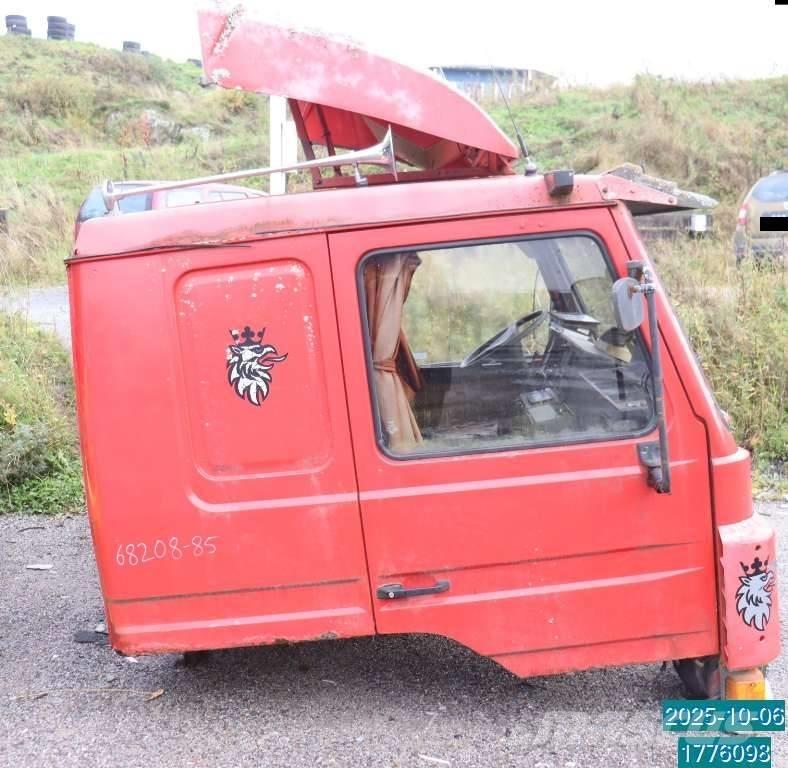 Scania P 82 M Kabinler