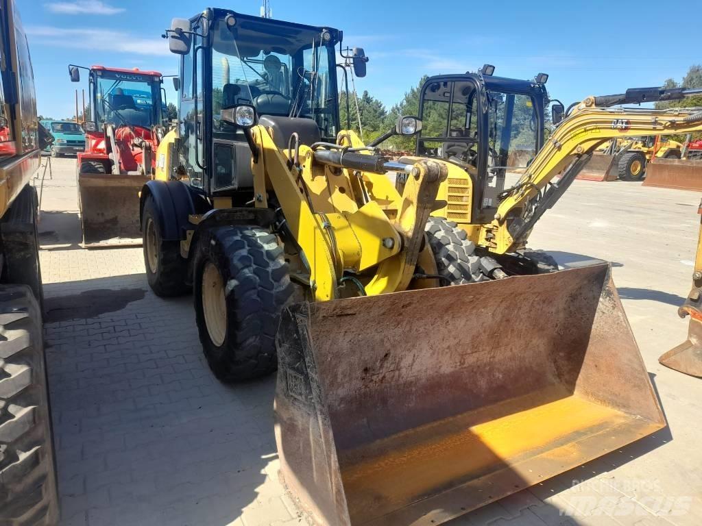 CAT 908M Tekerlekli yükleyiciler