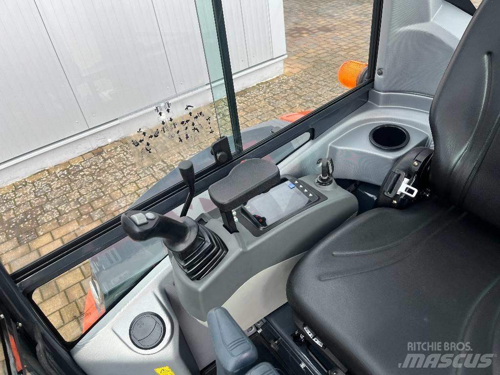 Atlas AC 25 UF Mini ekskavatörler, 7 tona dek