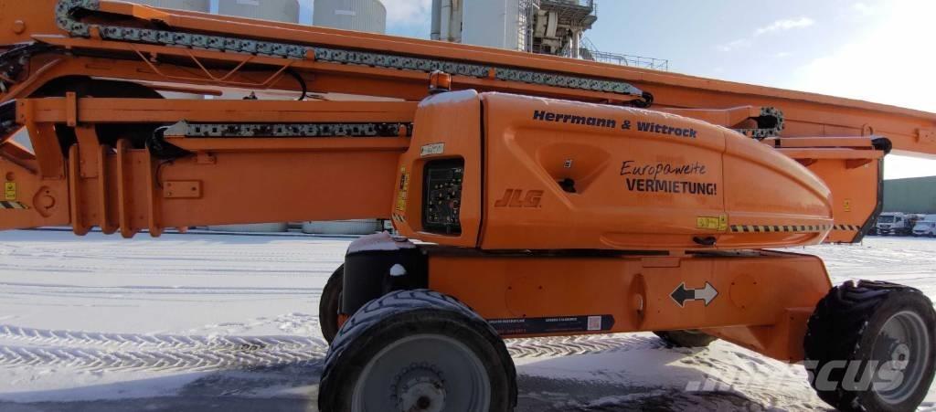JLG 1250 AJP Körüklü personel platformları