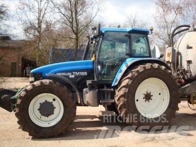 New Holland TM 165 Traktörler