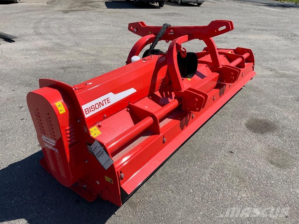 Maschio Bisonte 300 Hasat makineleri