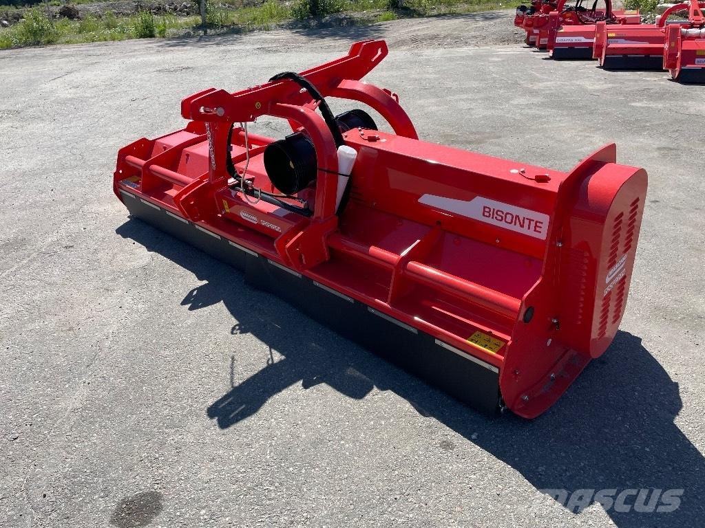 Maschio Bisonte 300 Hasat makineleri