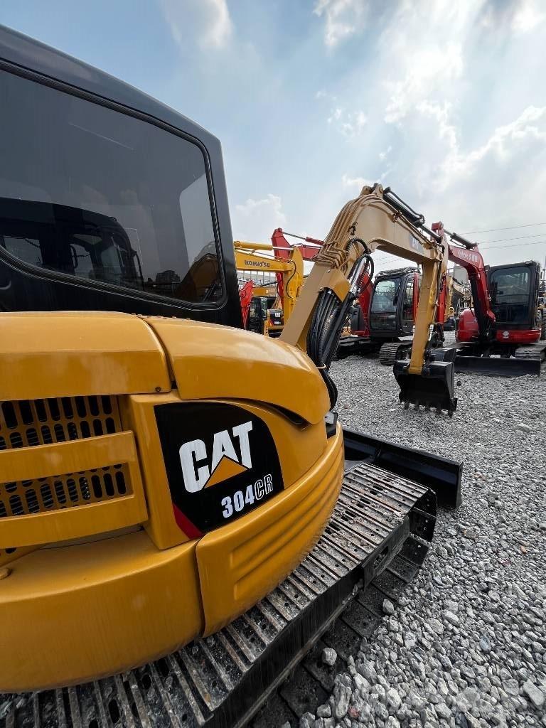 CAT 304 CR Mini ekskavatörler, 7 tona dek