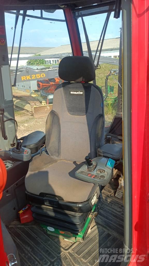 Komatsu 875 Tomruk yükleyici traktörler