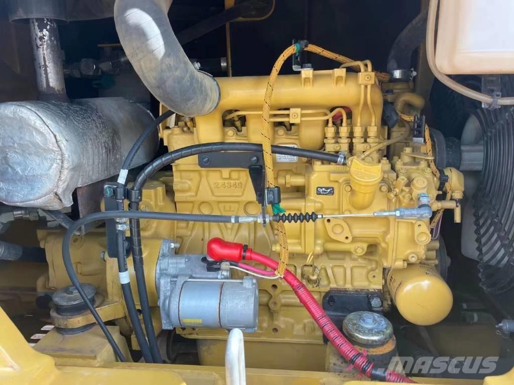 CAT 305.5E2 Mini ekskavatörler, 7 tona dek