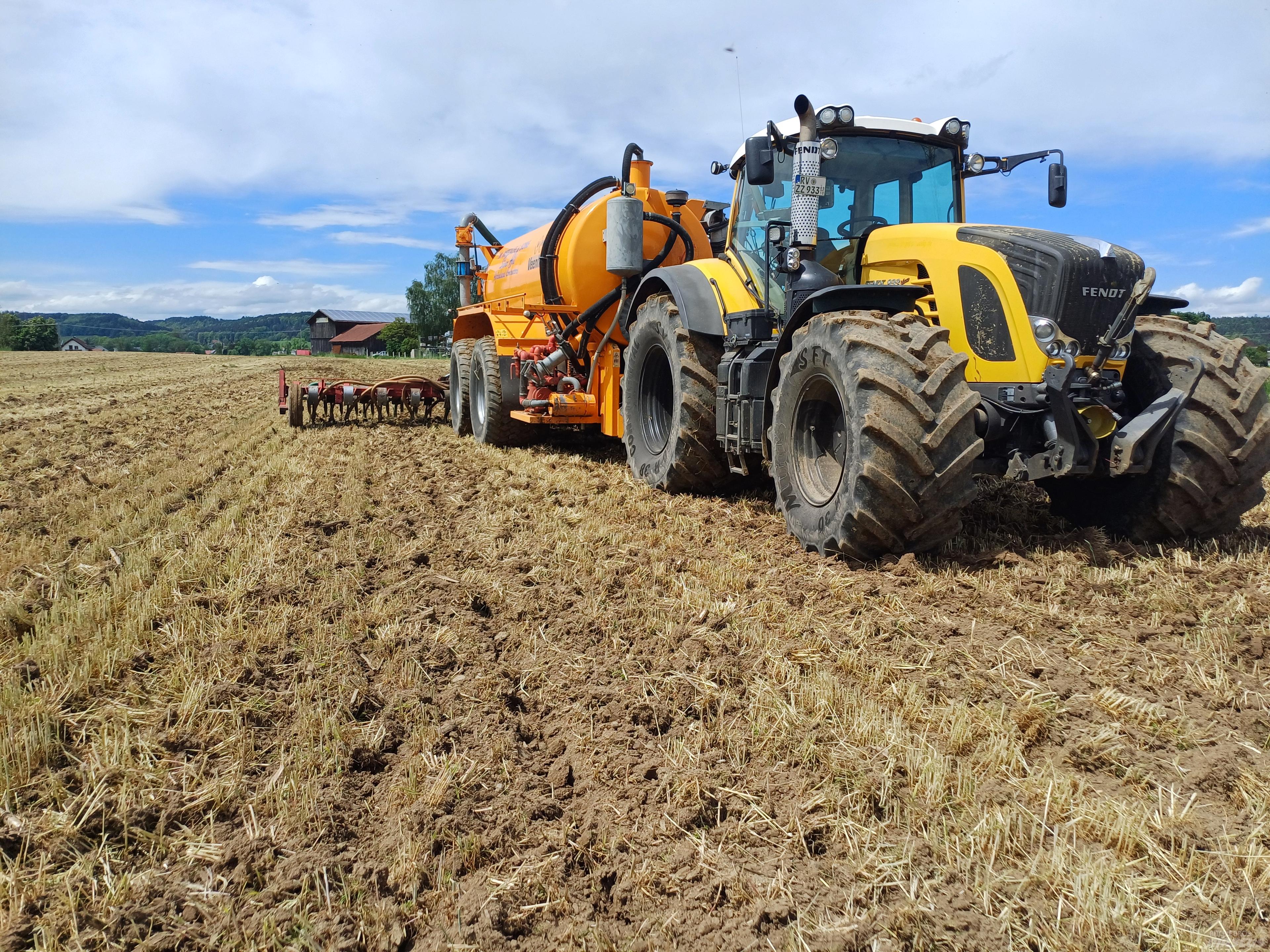Veenhuis HDG12500 Sivi gübre ve ilaç tankerleri