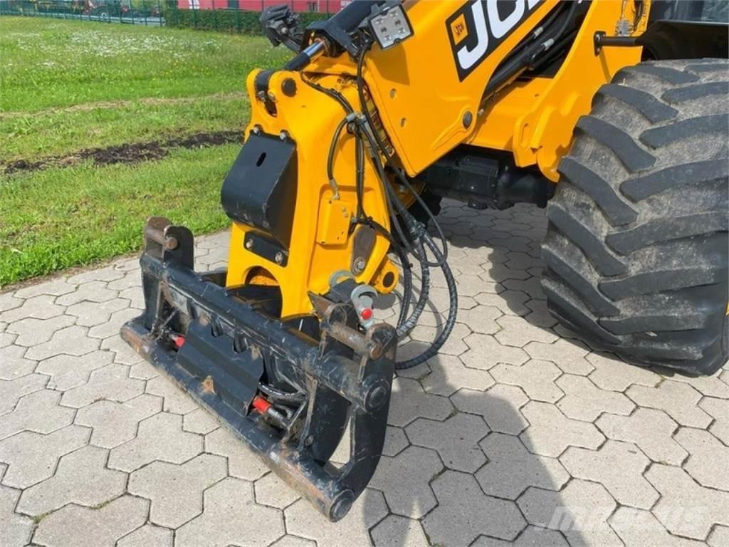 JCB TM 220 - 40 KM/H Tarimsal teleskopik yükleyiciler