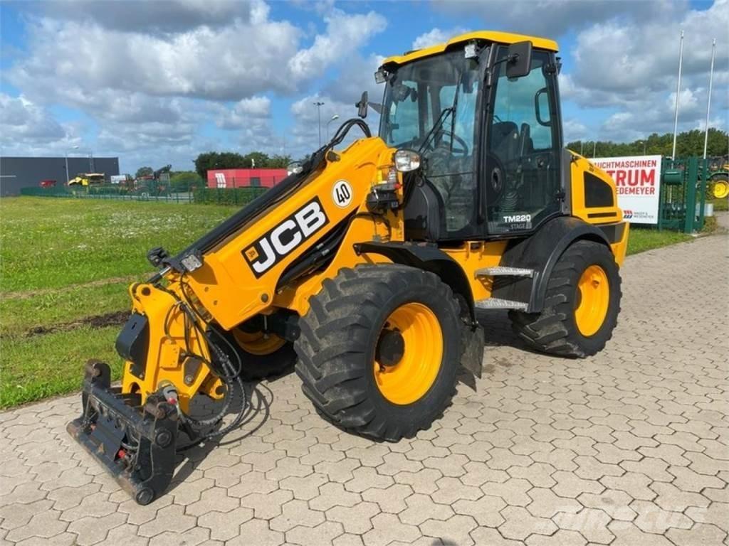 JCB TM 220 - 40 KM/H Tarimsal teleskopik yükleyiciler