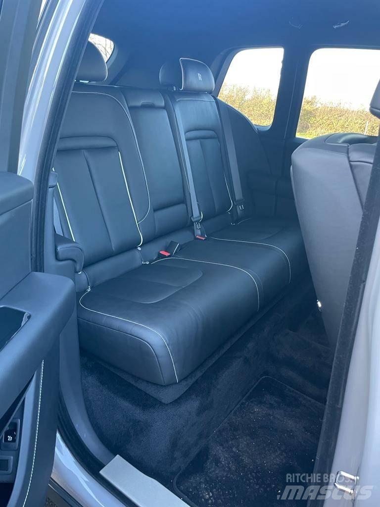 Rolls Royce Cullinan Otomobiller