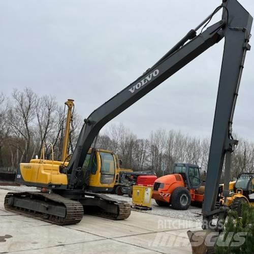 Volvo EC 240 LR Paletli ekskavatörler