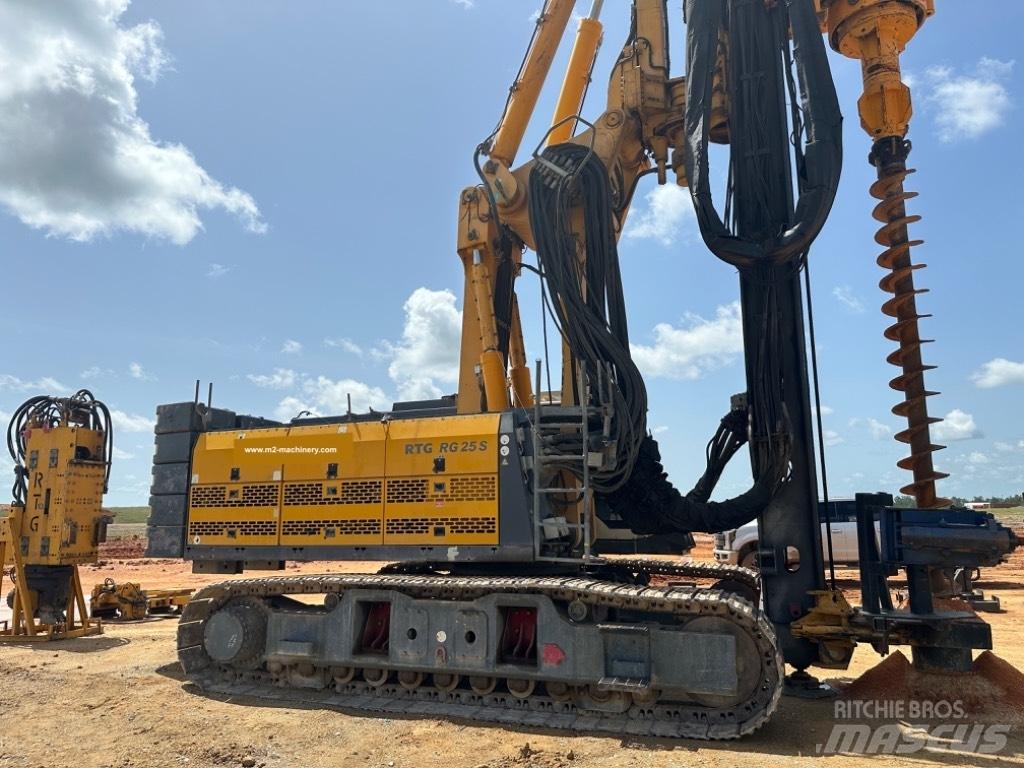 Bauer RTG RG 25 S Sondaj makinalari