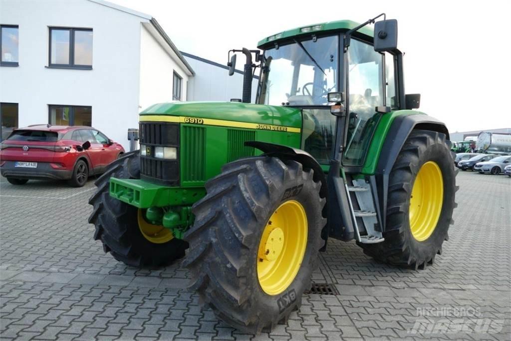 John Deere 6910 Traktörler