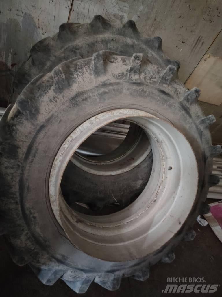 Raju 18.4R38 Tekerlekler