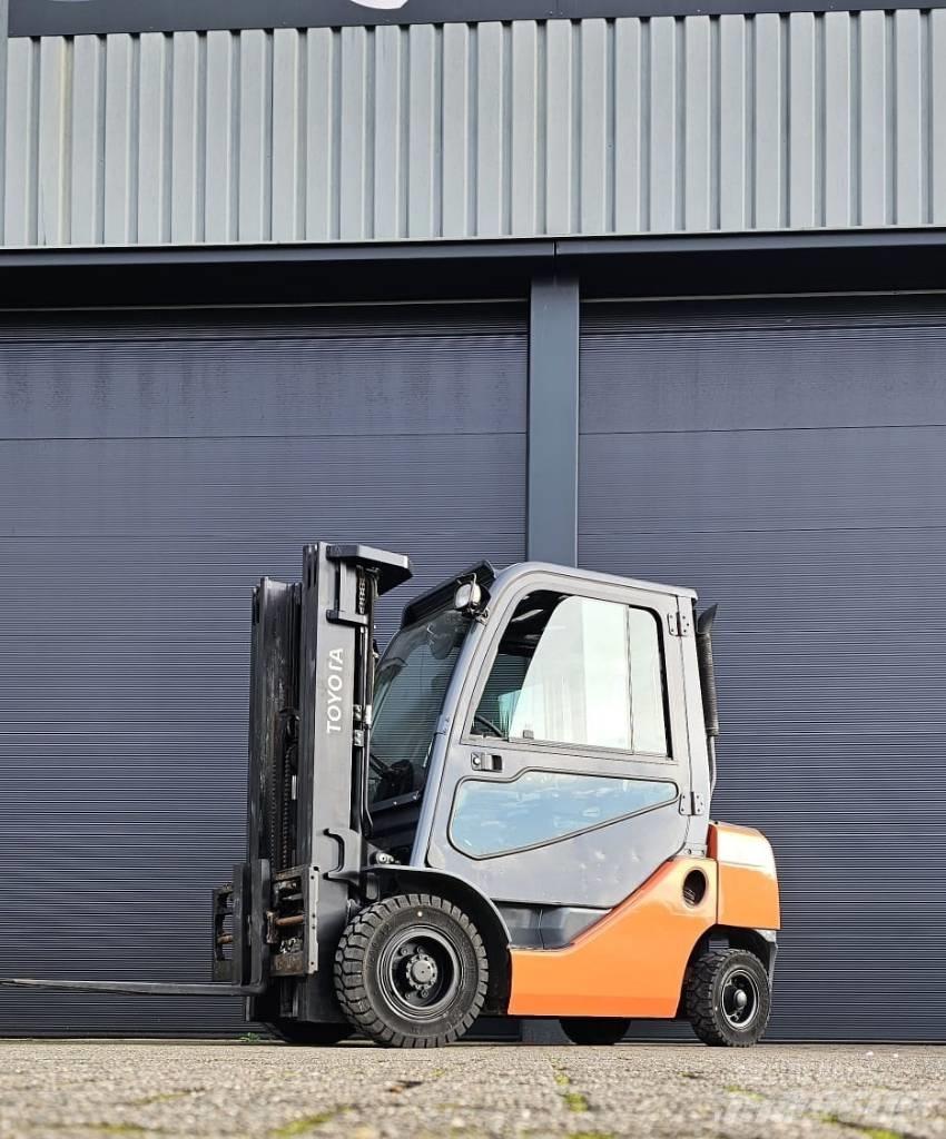 Toyota 02-8FDF25 LPG'li forkliftler