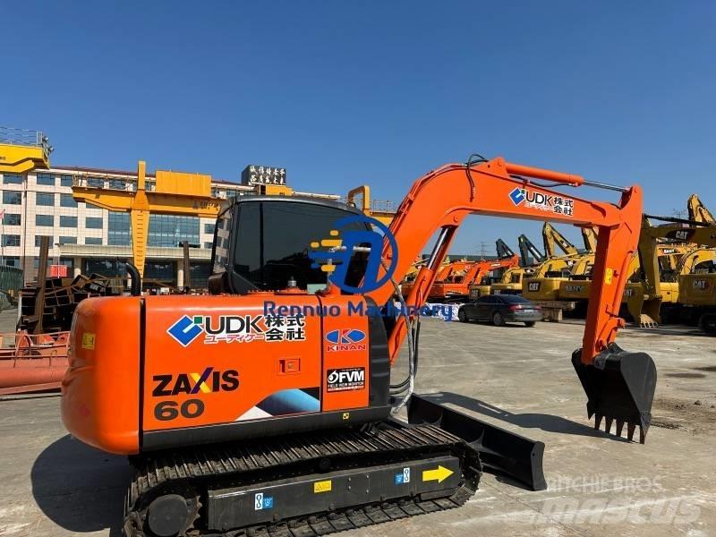 Hitachi ZX60 Mini ekskavatörler, 7 tona dek