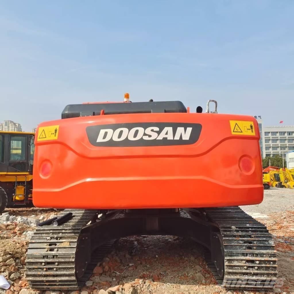 Doosan DX225LC-9C Paletli ekskavatörler