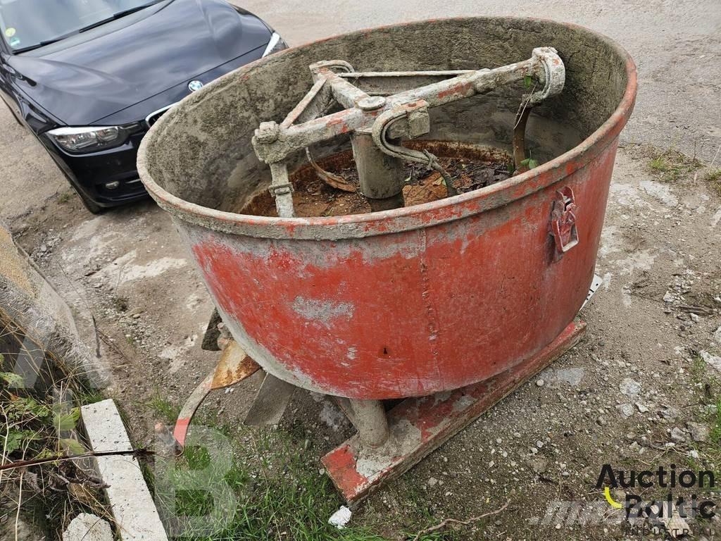  Concrete mixer Beton sericiler