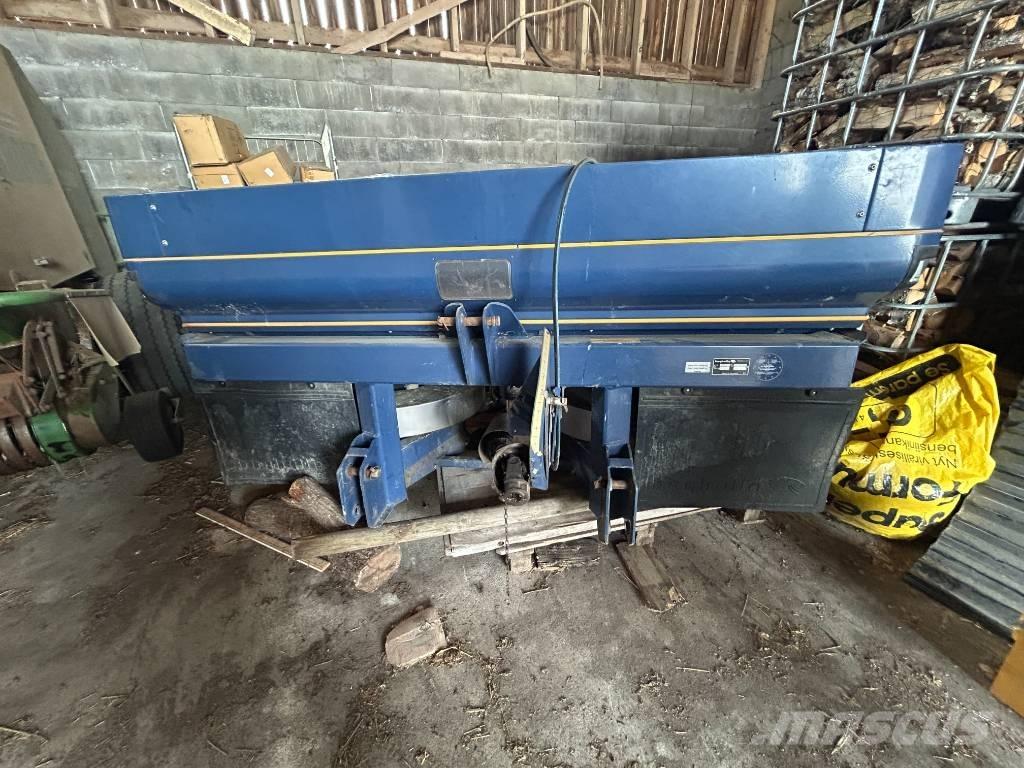 Bogballe M2 Base Mineral gübre dagiticilar