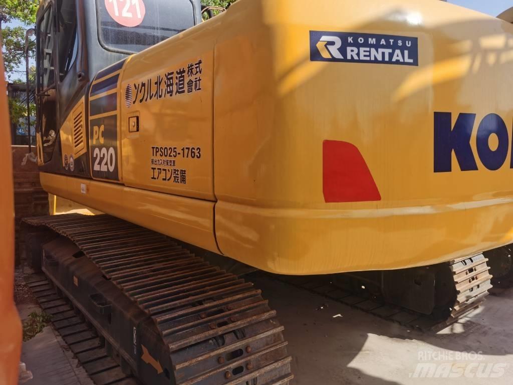 Komatsu PC 220-7 Paletli ekskavatörler