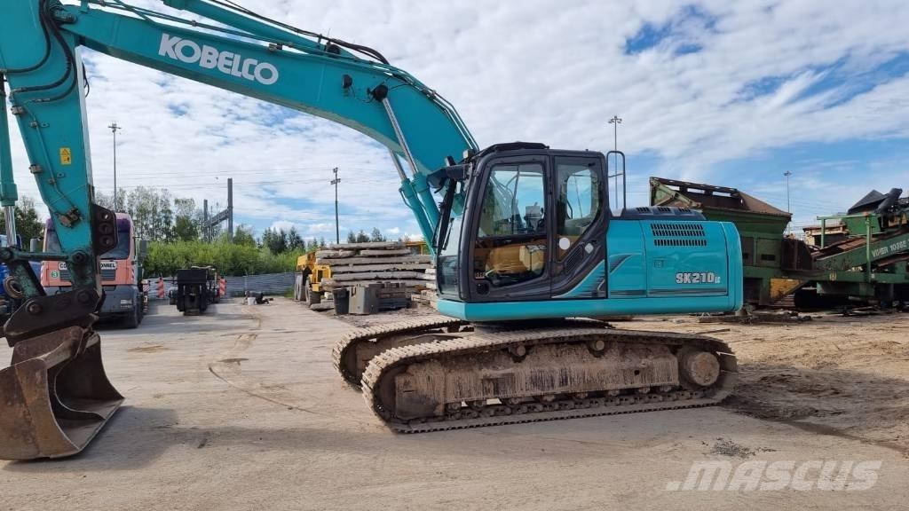 Kobelco SK 210 LC Paletli ekskavatörler