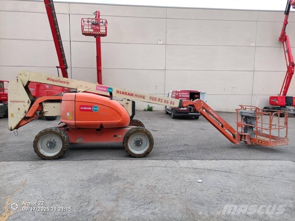 JLG 600 AJ Körüklü personel platformları