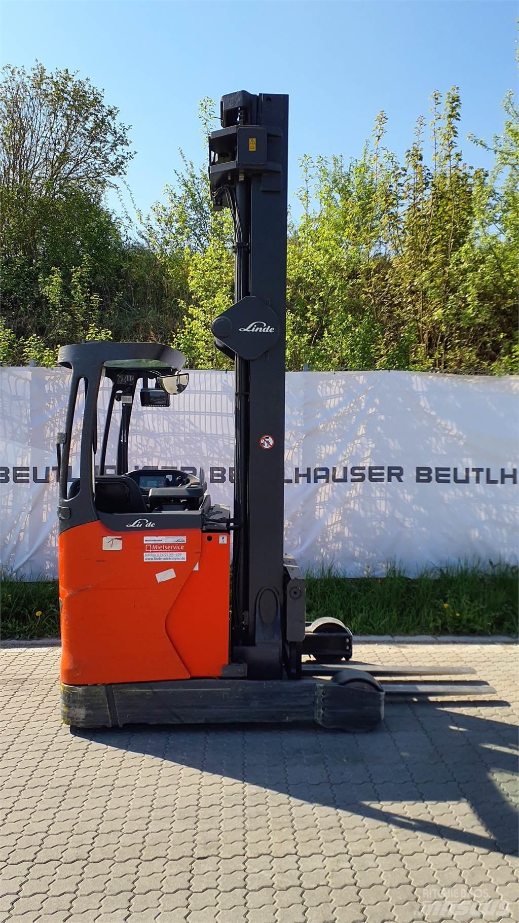 Linde R16HD Reach truck - depo içi istif araçları