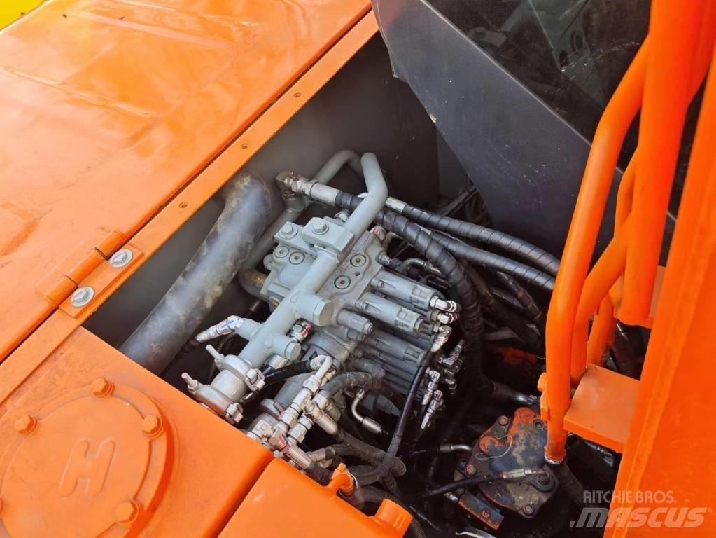 Hitachi ZX 70 Paletli ekskavatörler