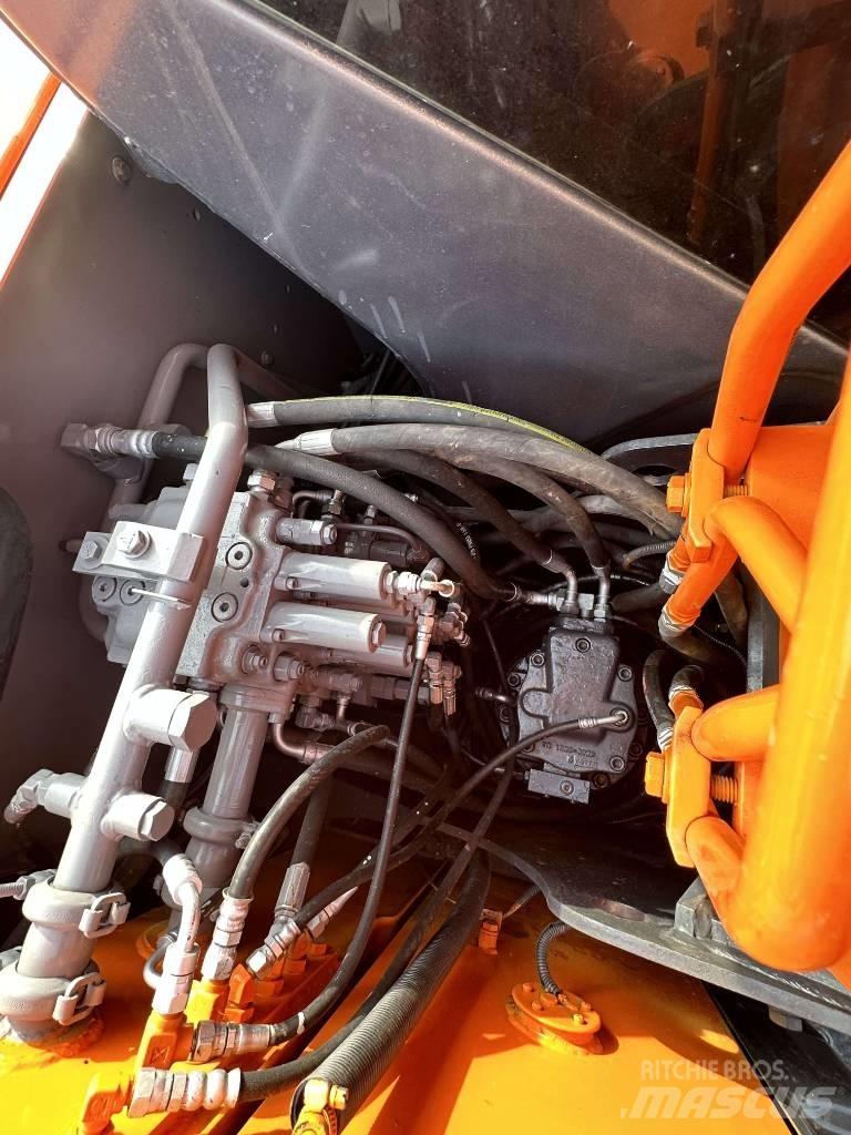 Hitachi ZX 70 Paletli ekskavatörler
