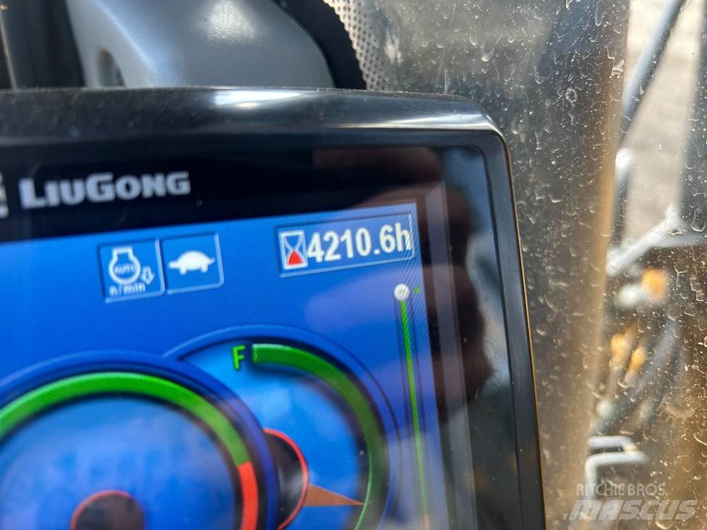 LiuGong 915EDM Paletli ekskavatörler