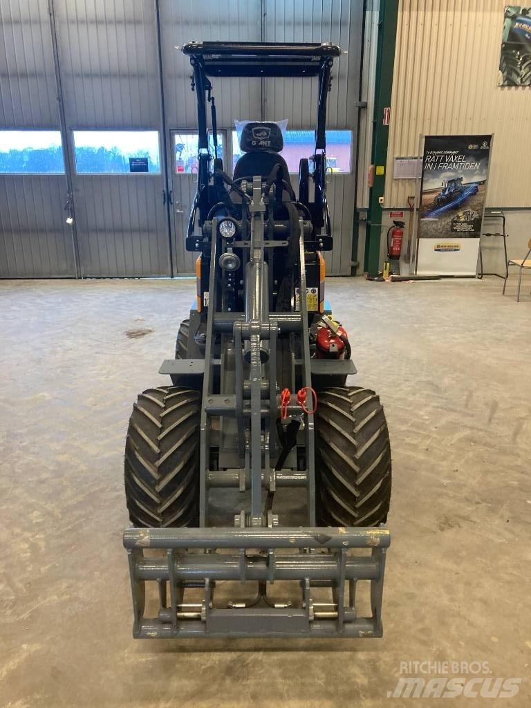 GiANT G1500 Mini yükleyiciler