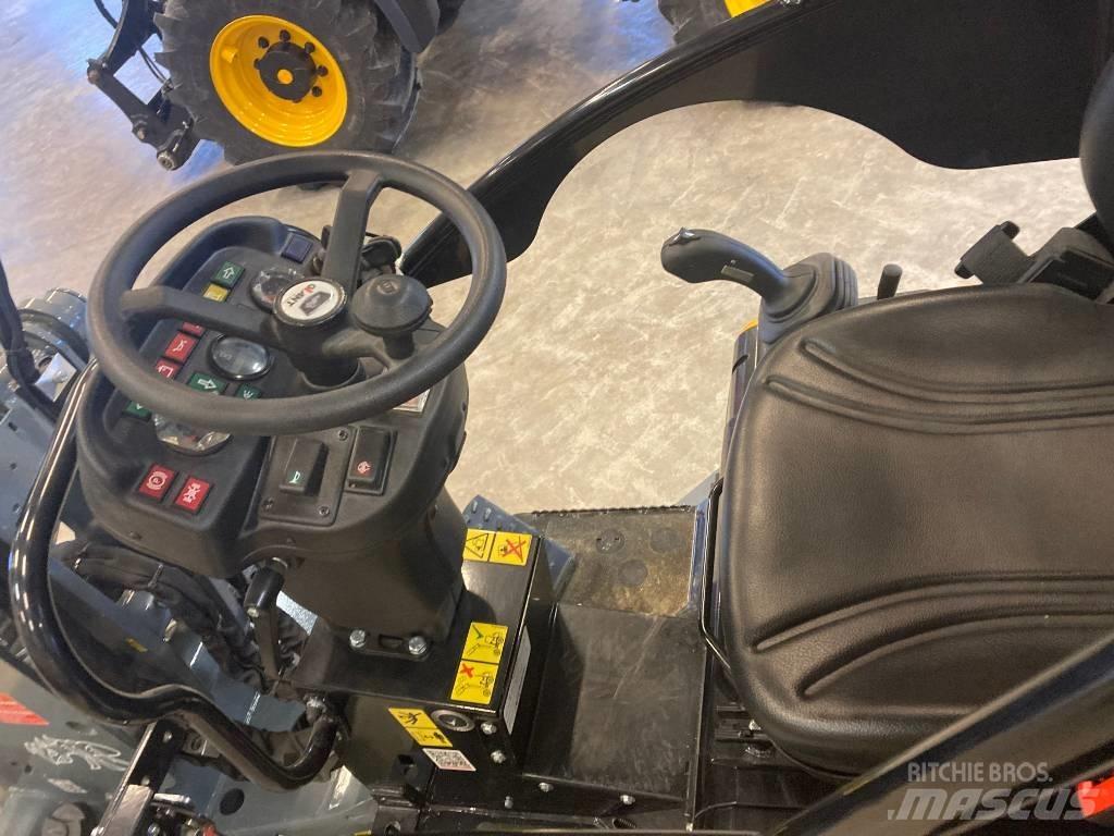 GiANT G1500 Mini yükleyiciler