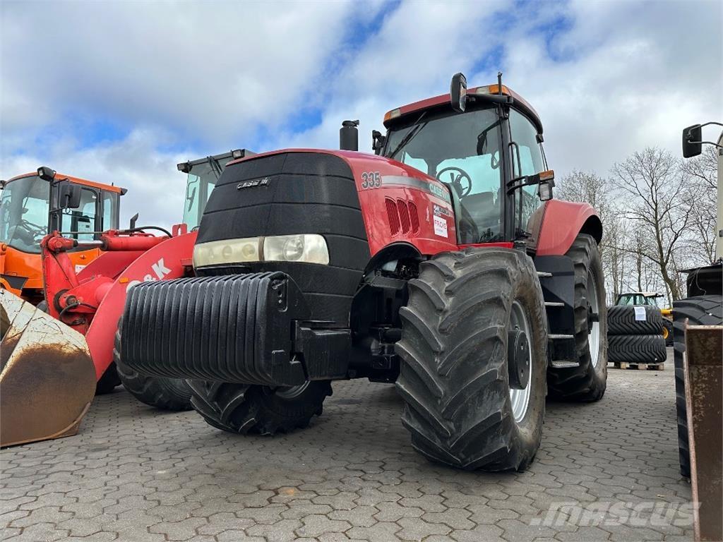 CASE Magnum 335 Traktörler