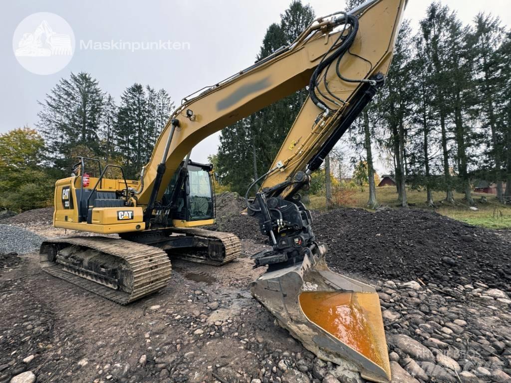 CAT 323 Paletli ekskavatörler