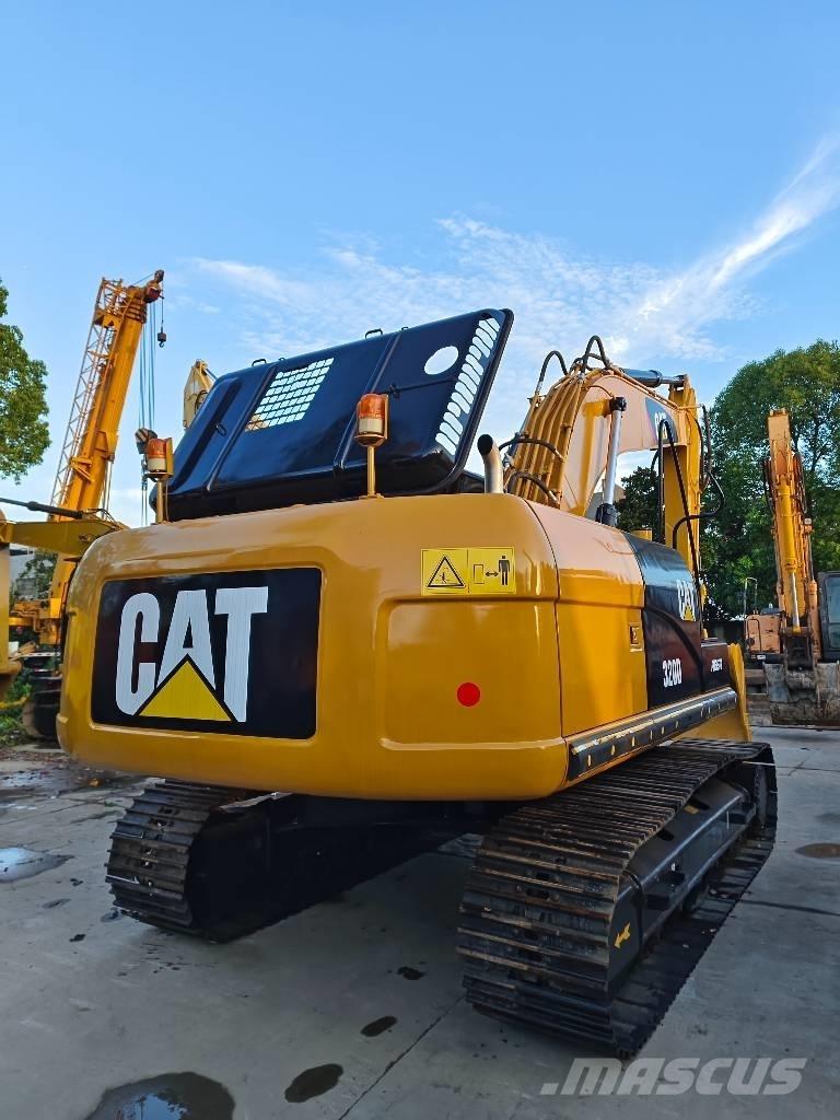CAT 320 D Paletli ekskavatörler