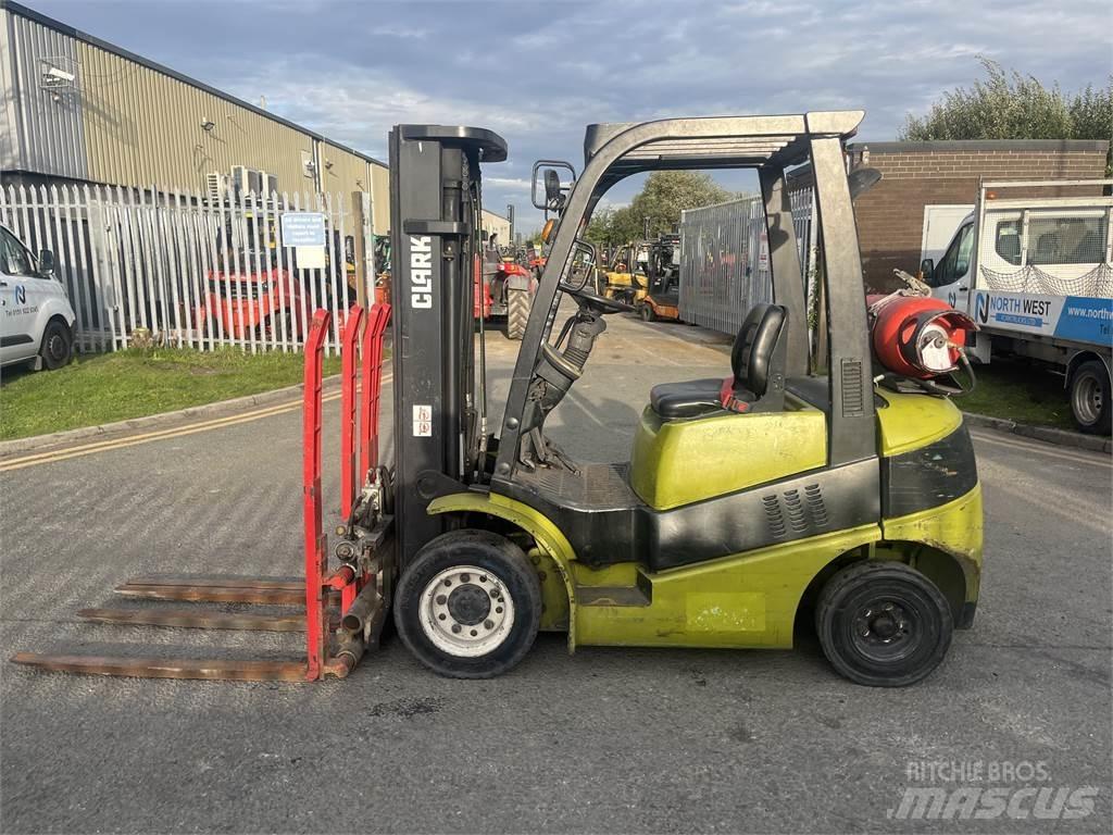 Clark C25G LPG'li forkliftler