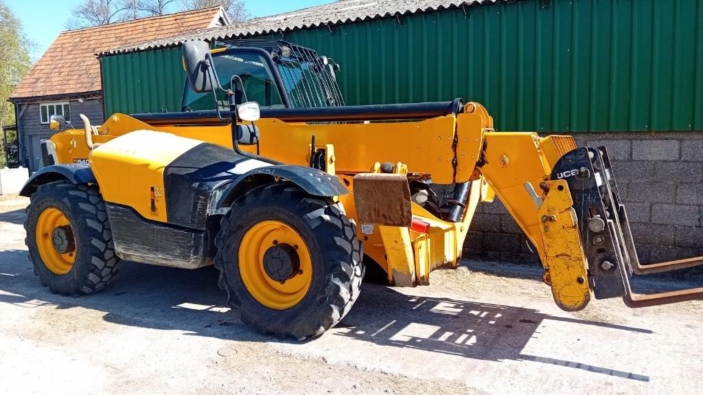 JCB 540-140 Teleskopik yükleyiciler