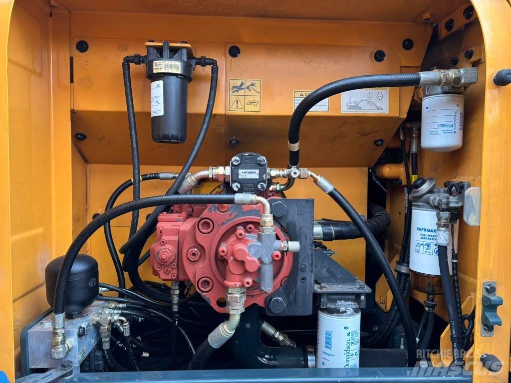 Hyundai 220LC-9A Paletli ekskavatörler