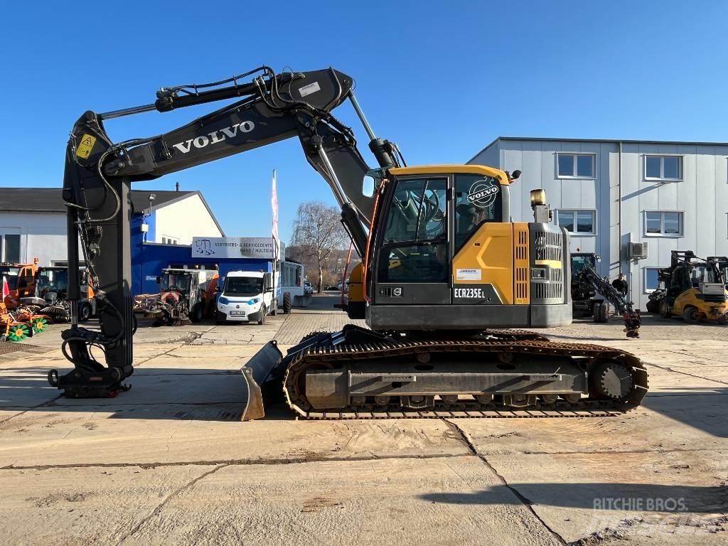 Volvo ECR235EL Paletli ekskavatörler