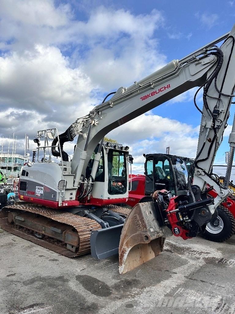 Takeuchi TB 2150 R Paletli ekskavatörler